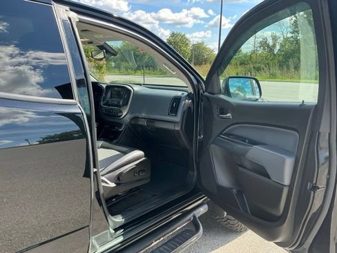 Used 2016 Chevrolet Colorado Z71 AWD/4WD image 18
