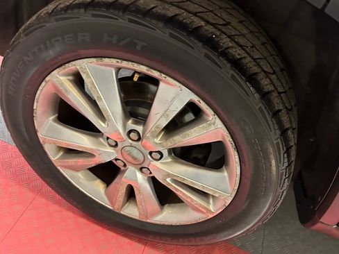 Used 2013 Jeep Grand Cherokee Laredo image 40