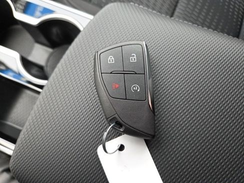 New 2026 Chevrolet Equinox LT w/ Safety and Technology Package image 9