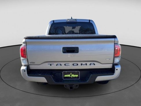 Used 2020 Toyota Tacoma TRD Sport image 5