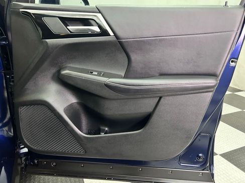 Used 2024 Mitsubishi Outlander SE image 26