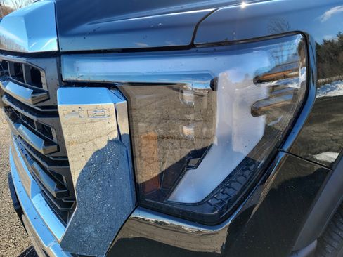 New 2026 GMC Sierra 3500 Pro w/ Convenience Package image 14