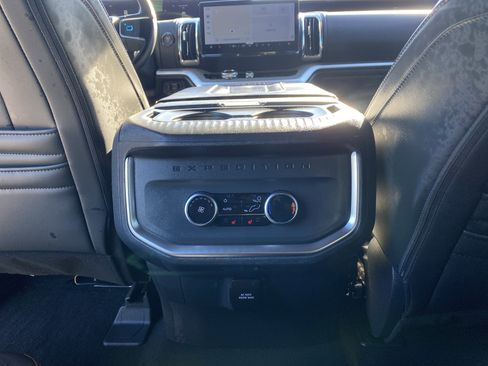 Used 2025 Ford Expedition Tremor image 39