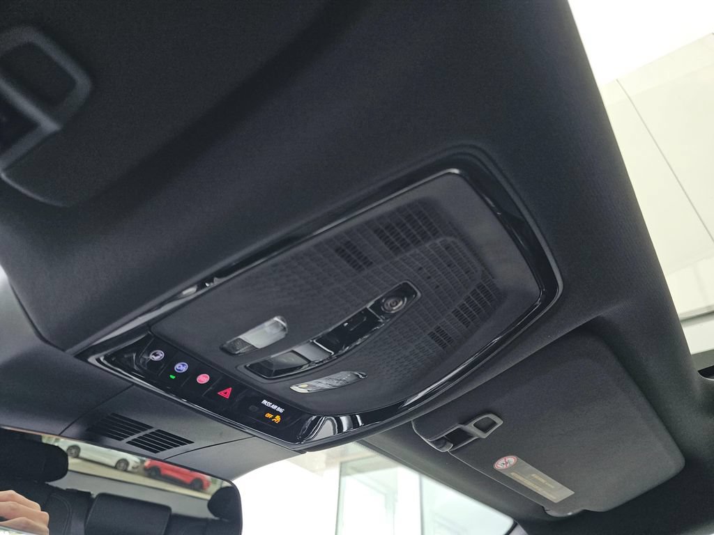 New 2027 Cadillac Lyriq Sport AWD/4WD image 33