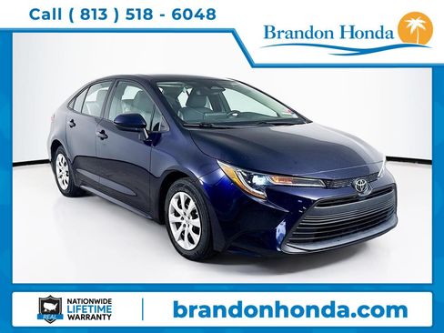 Used 2024 Toyota Corolla LE FWD image 1