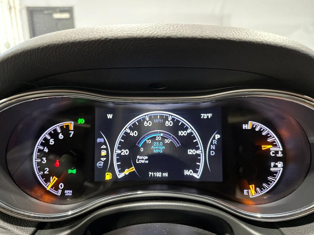 Used 2021 Jeep Grand Cherokee Laredo X AWD/4WD image 9