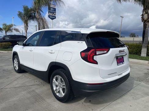 Certified 2024 GMC Terrain SLE image 6