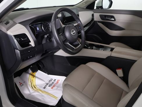 Used 2023 Nissan Rogue SL w/ SL Premium Package FWD image 28