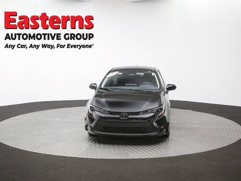 Used 2025 Toyota Corolla LE FWD image 54
