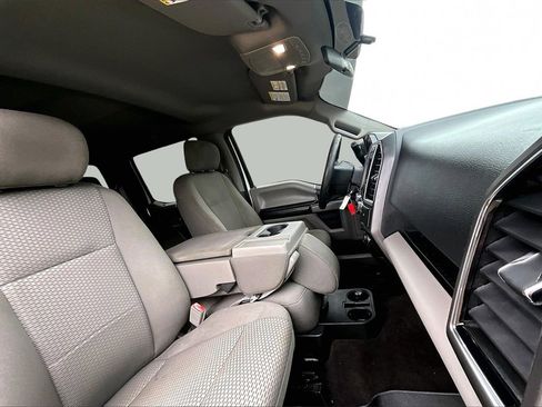 Used 2018 Ford F150 XLT image 28