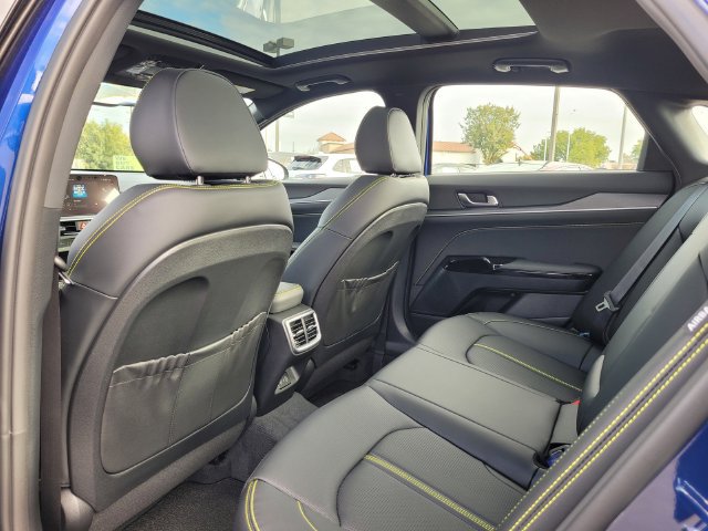 New 2027 Kia K5 GT FWD image 7
