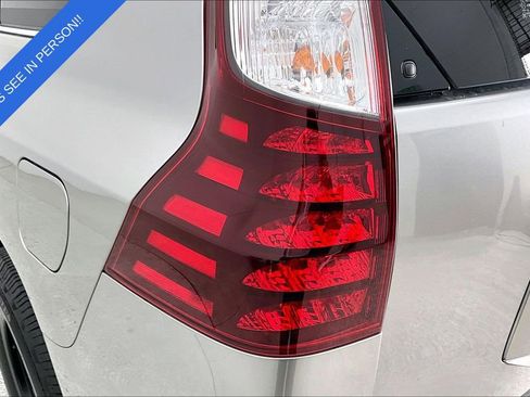 Used 2023 Lexus GX 460 Premium w/ Premium Package image 41