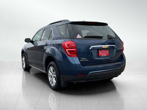 Used 2017 Chevrolet Equinox LT FWD image 3