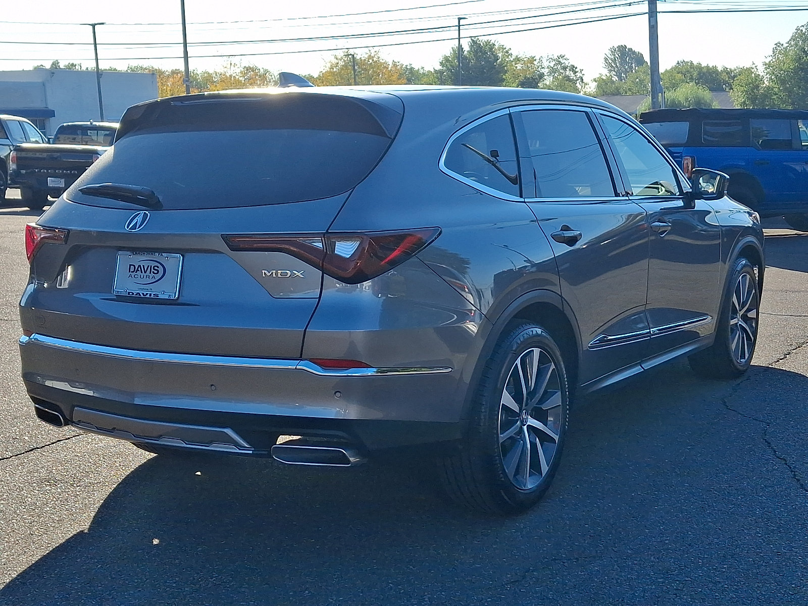 Certified 2026 Acura MDX w/ Technology Package FWD image 4