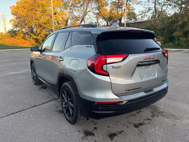 Used 2023 GMC Terrain SLE w/ Driver Convenience Package AWD/4WD image 12