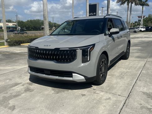 New 2026 Kia Carnival EX FWD image 2