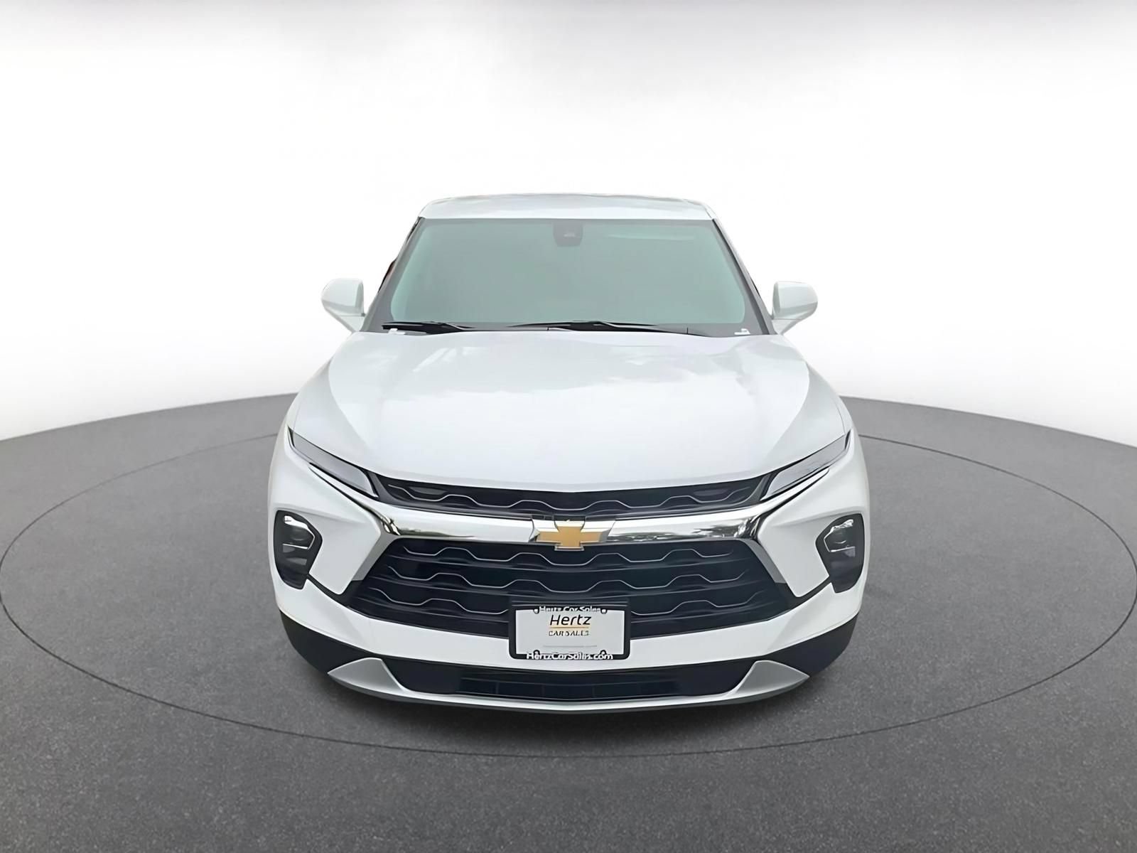 Used 2026 Chevrolet Blazer LT FWD image 4