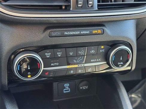 Used 2022 Ford Escape SE w/ Convenience Package image 28