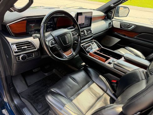 Used 2020 Lincoln Navigator Reserve w/ Luxury Package AWD/4WD image 14