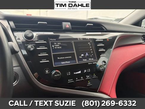 Used 2020 Toyota Camry XSE FWD image 15