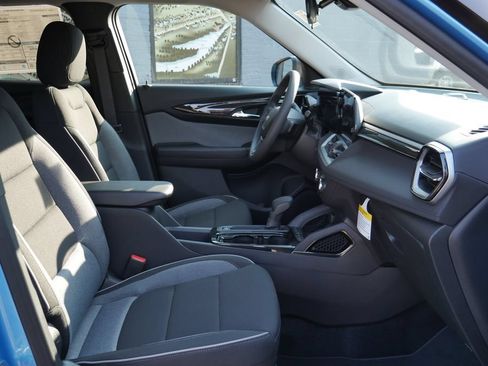 New 2026 Chevrolet TrailBlazer LS w/ LS Convenience Package AWD/4WD image 9