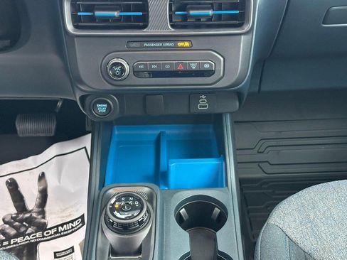 New 2025 Ford Maverick XLT w/ XLT Luxury Package image 8