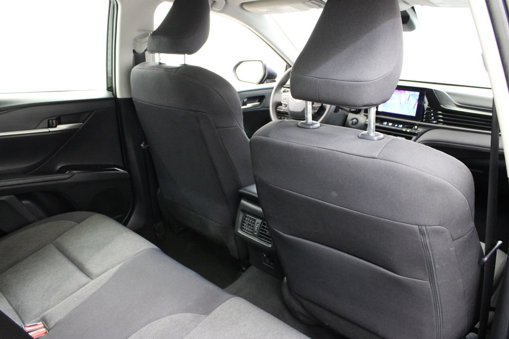 Used 2025 Toyota Camry LE FWD image 19