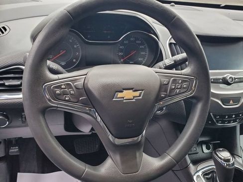 Used 2016 Chevrolet Cruze LT w/ Convenience Package FWD image 17
