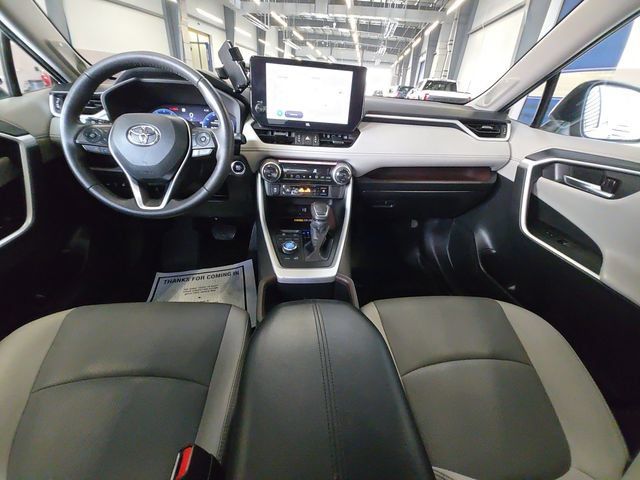 Used 2024 Toyota RAV4 Limited w/ Advanced Technology Package AWD/4WD image 21