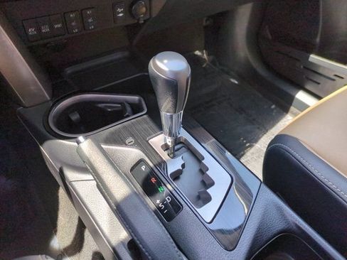 Used 2016 Toyota RAV4 Limited w/ Advanced Technology Package AWD/4WD image 23