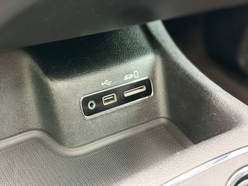 Used 2017 Dodge Durango R/T w/ Technology Group image 16