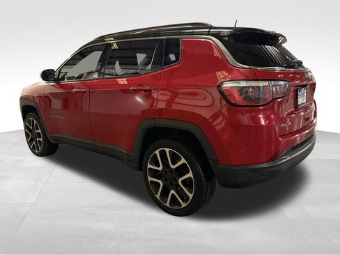 Used 2017 Jeep Compass Limited image 3
