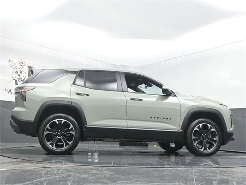 New 2026 Chevrolet Equinox LT w/ Convenience Package II image 31