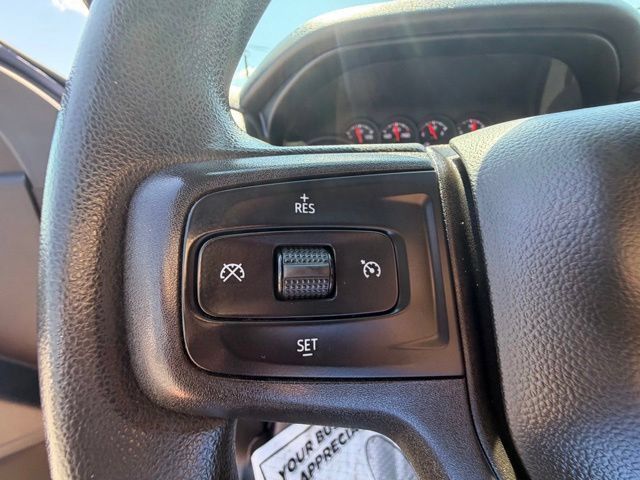 Used 2019 Chevrolet Silverado 1500 Custom w/ Custom Value Package AWD/4WD image 22