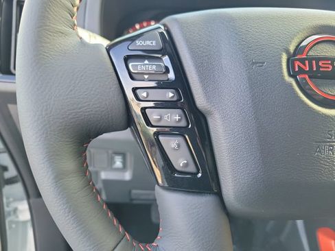New 2026 Nissan Frontier PRO-4X w/ Pro Premium Package AWD/4WD image 19
