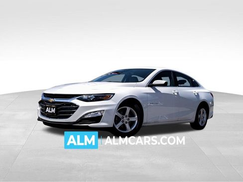 Used 2024 Chevrolet Malibu LT FWD image 1