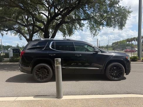 Used 2023 GMC Acadia Denali w/ Black Diamond Edition FWD image 3