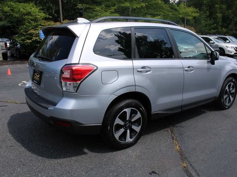Used 2018 Subaru Forester 2.5i Premium AWD/4WD image 9