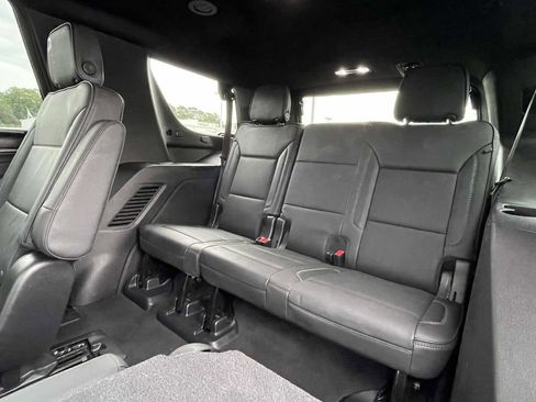 Used 2021 GMC Yukon Denali AWD/4WD image 14