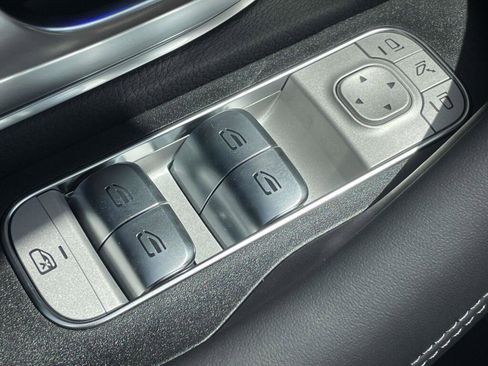 New 2026 Mercedes-Benz GLE 53 AMG 4MATIC Coupe image 33