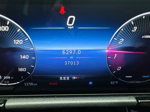 Used 2025 Mercedes-Benz GLA 250 image 57
