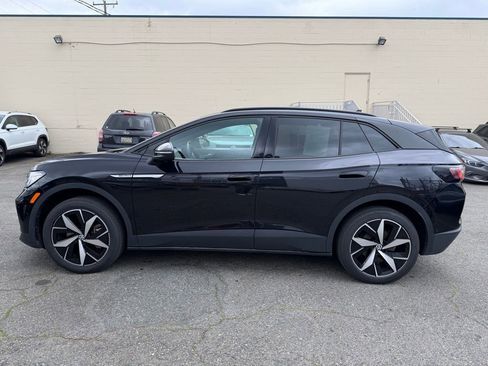 Used 2023 Volkswagen ID.4 Pro S image 4