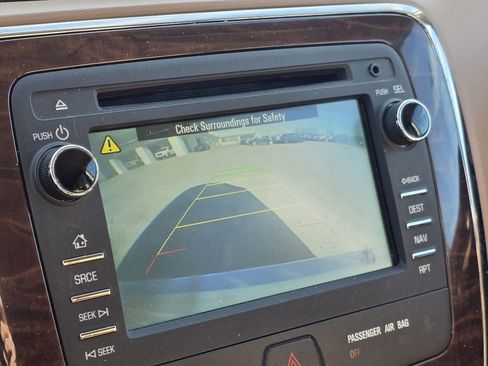 Used 2014 Buick Enclave Leather image 18