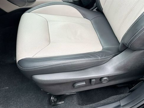 Used 2021 Subaru Forester Limited AWD/4WD image 23