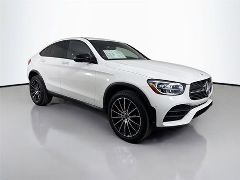 Used 2022 Mercedes-Benz GLC 300 4MATIC Coupe image 4
