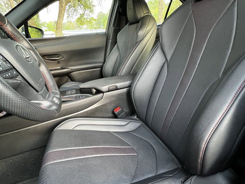 Used 2023 Lexus UX 250h F Sport image 17