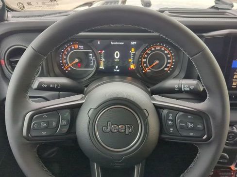 New 2026 Jeep Gladiator Rubicon AWD/4WD image 31