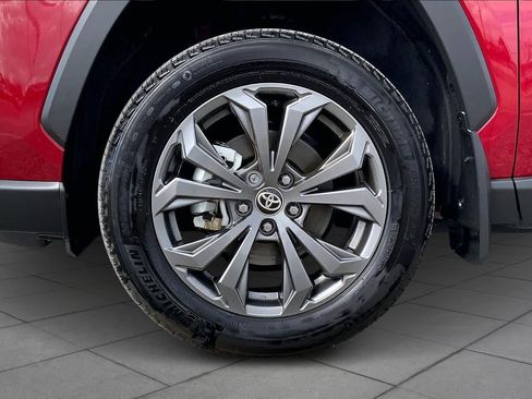 Certified 2025 Toyota RAV4 XLE Premium image 11