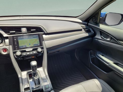Used 2018 Honda Civic EX-L image 17