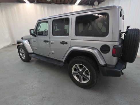 Used 2020 Jeep Wrangler Unlimited Sahara w/ Uconnect 4C Nav & Sound Group image 3